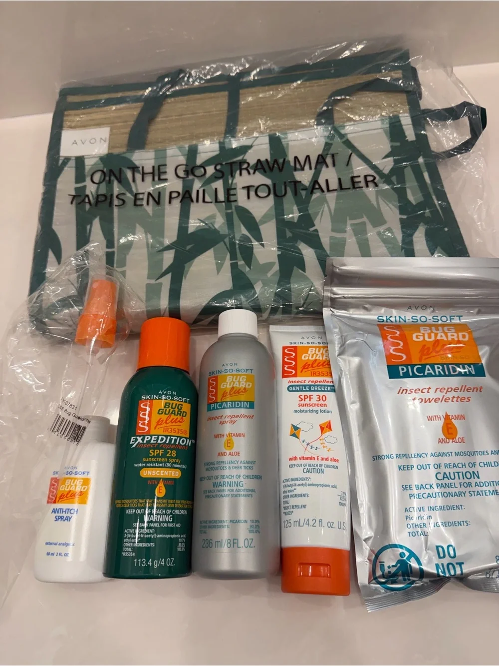 Avon Skin-So-Soft Sun & Bug Care Set with Green Bamboo Print Pouch Bundle
